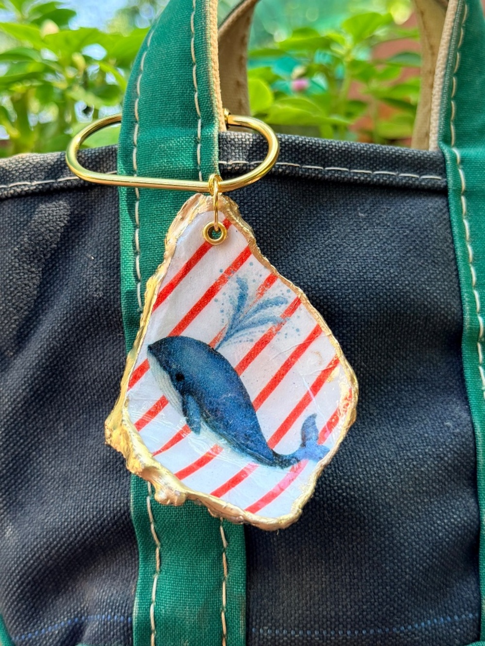 Whale Oyster Shell Tote Bag Charm – Great for Women or Kids/Teens! 🦪✨